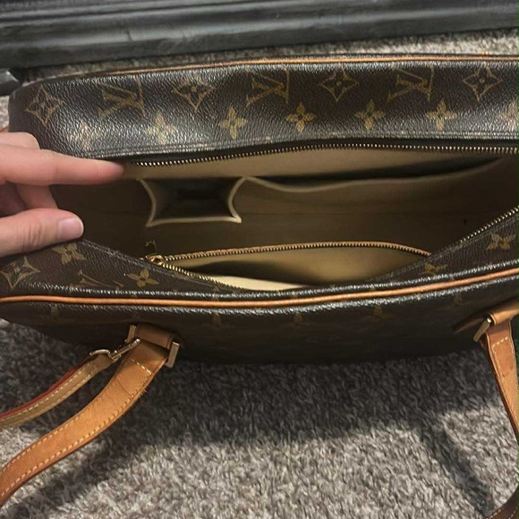 Louis Vuitton Brown and Tan Monogram Pouch - Picture 8 of 11